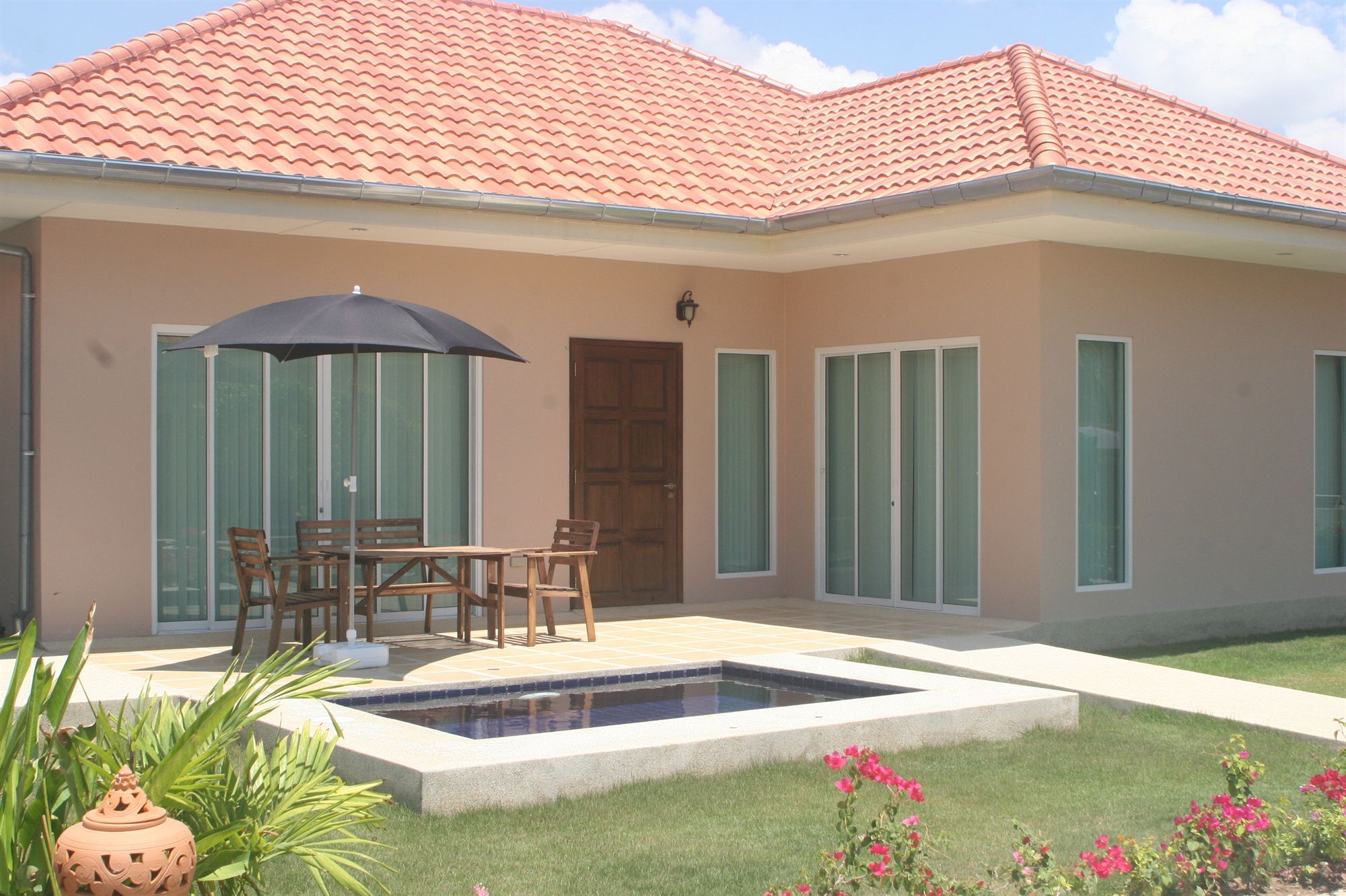 Garden Hills Villa Resort Cha-Am Exterior photo